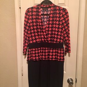 Peplum Houndstooth Jersey Dress - Coral and Navy
